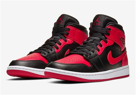 nike air jordan mid rot|jordan 1 mid banned shoes.